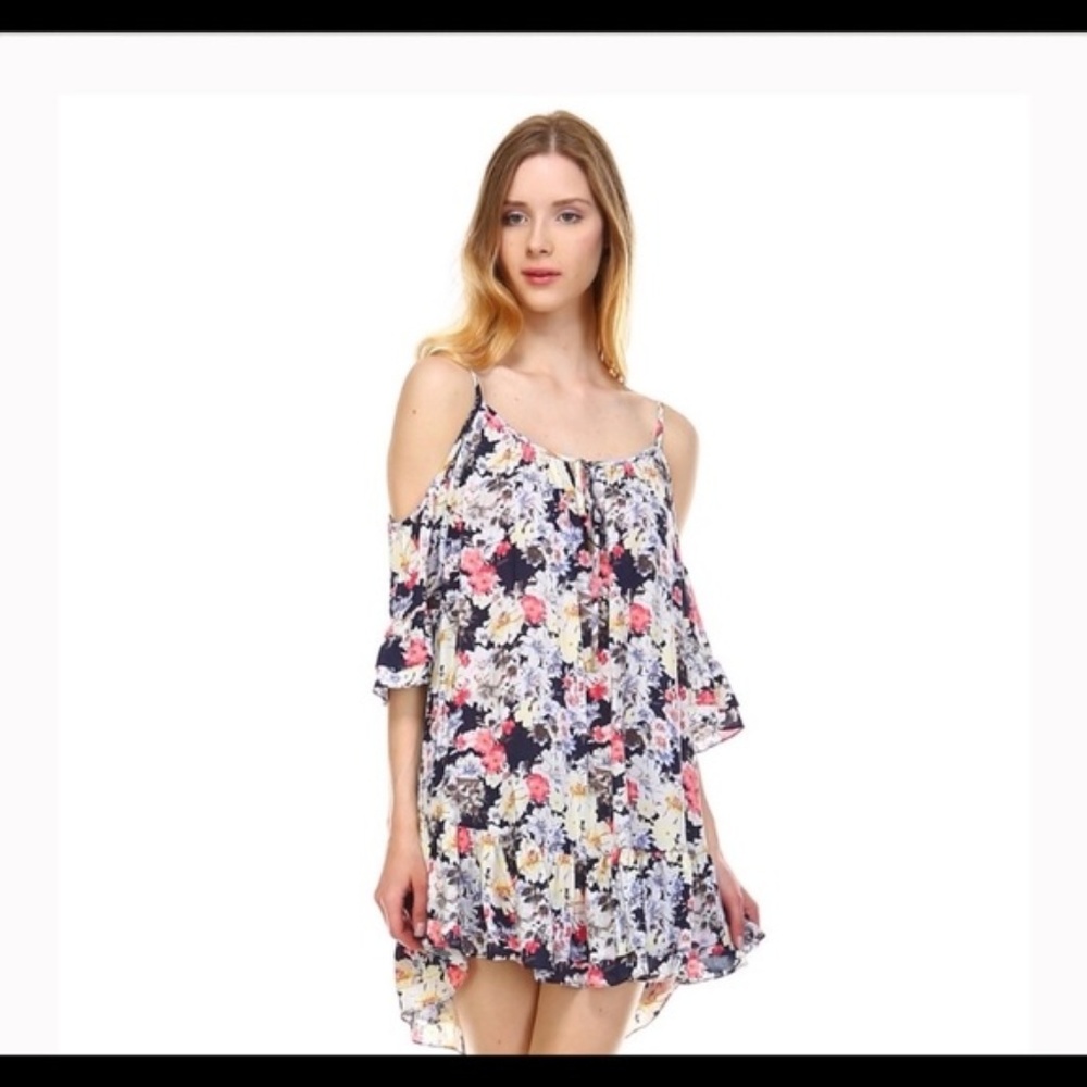 Tier layered cold shoulder Floral Dress